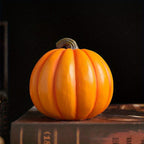 Zucca jack o'lantern con teschio decorazione Halloween realistica