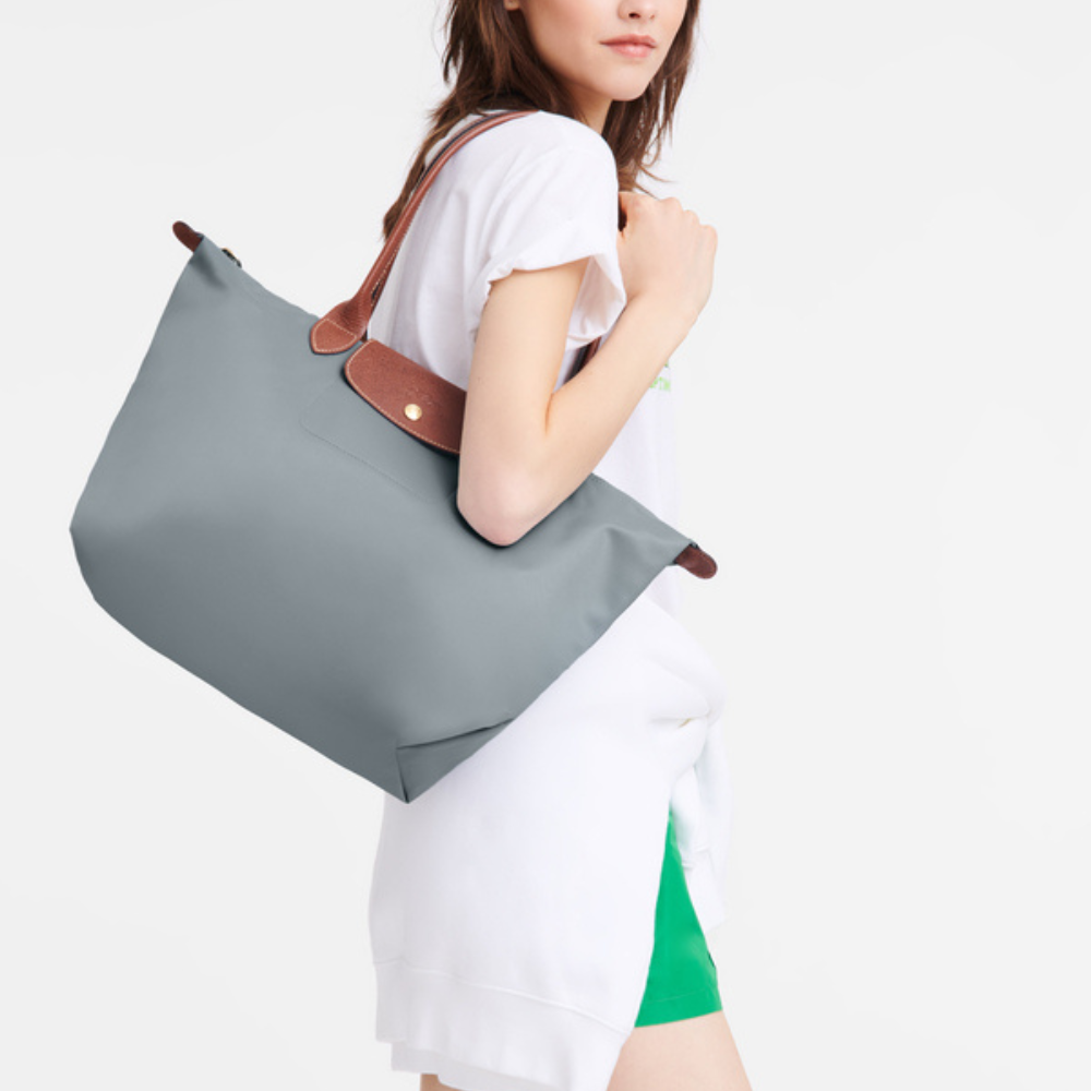 Dettaglio della chiusura a cerniera della borsa Longchanp Le Pliage