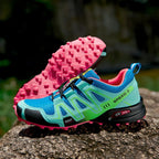 Confronto delle tre varianti colore disponibili delle scarpe SpeedRun III