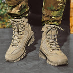 Dettaglio tomaia in camoscio impermeabile degli stivali militari FALIVELLI