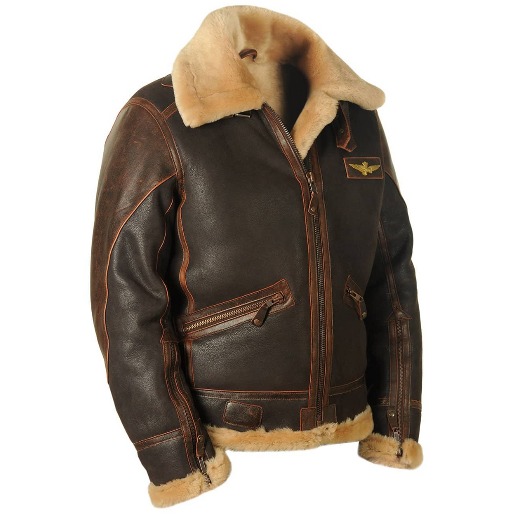 Dettaglio del collo oversize in montone sintetico della giacca bomber
