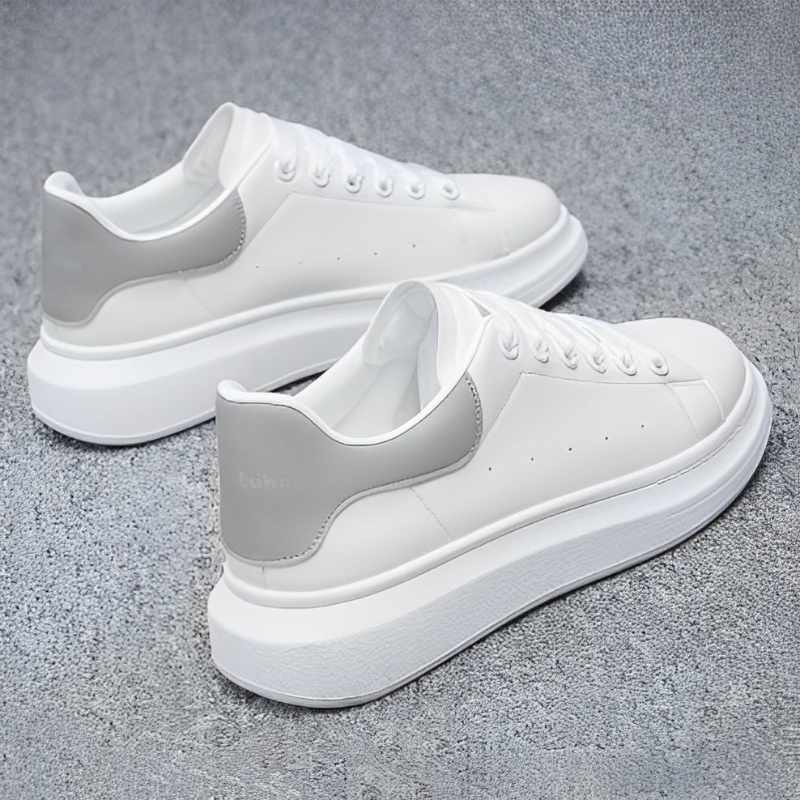 Sneakers Andres a plateau alto, vista dall'alto con dettagli del design