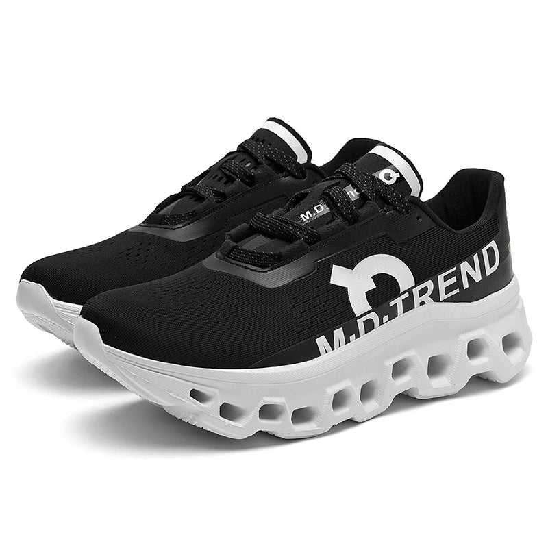 Scarpe SKYLACE con design versatile abbinabile a outfit sportivi e casual
